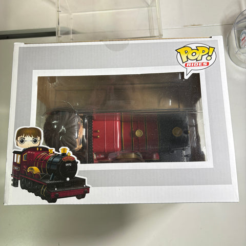 Harry Potter - Hogwarts Express with Harry Potter Funko Pop 20