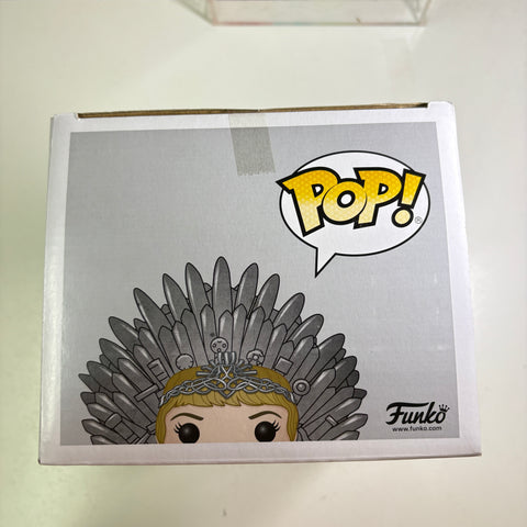 Cersei Lannister on the Iron Throne - Game of Thrones Funko Pop 73 Vinyl Figure (22.8 Cm L × 16.5 Cm W × 14 Cm H)