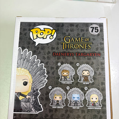 Daenerys Targaryen on the Iron Throne - Game of Thrones Funko Pop 75 Vinyl Figure (22.8 Cm L × 16.5 Cm W × 14 Cm H)