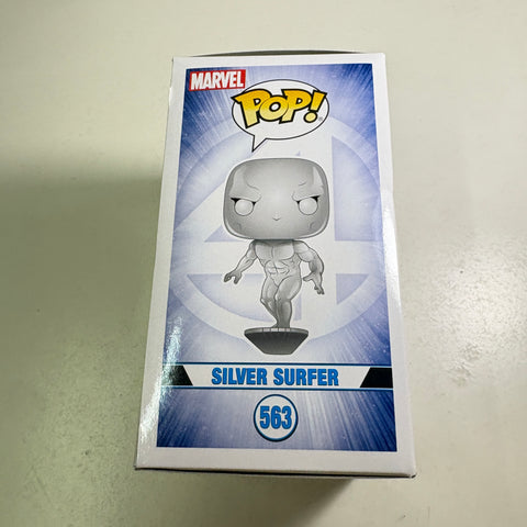 Silver Surfer - Fantastic Four Marvel Funko Pop 563 Vinyl Figure (11.4 Cm L × 8.9 Cm W × 15.9 Cm H)