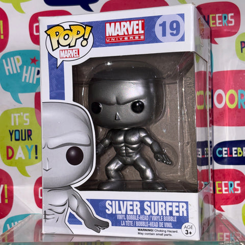 Silver Surfer - Fantastic Four Marvel Funko Pop 19 Vinyl Figure (11.4 Cm L × 8.9 Cm W × 15.9 Cm H)