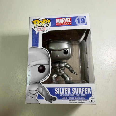 Silver Surfer - Fantastic Four Marvel Funko Pop 19 Vinyl Figure (11.4 Cm L × 8.9 Cm W × 15.9 Cm H)