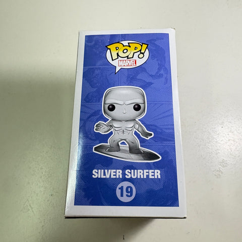 Silver Surfer - Fantastic Four Marvel Funko Pop 19 Vinyl Figure (11.4 Cm L × 8.9 Cm W × 15.9 Cm H)