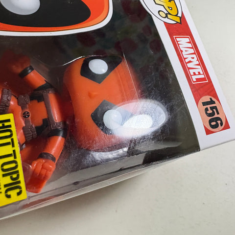 Deadpool - Marvel Funko Pop 156 Vinyl Figure (11.4 Cm L × 8.9 Cm W × 15.9 Cm H)