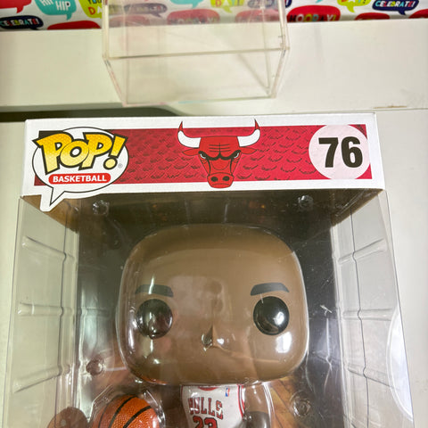 BOX FLAWS VIEW PHOTOS Michael Jordan JUMBO Funko Pop 76 EXCLUSIVE Sports Basketball (20.5 Cm L × 22.5 Cm W × 32.5 Cm H)