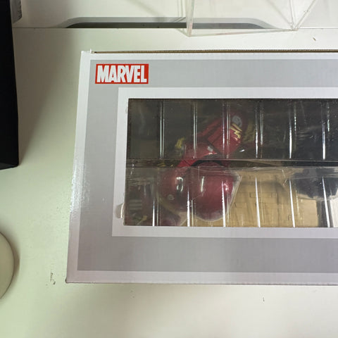 BOX FLAWS VIEW PHOTOS Hulkbuster Vs Hulk - Marvel Funko Pop 394 Vinyl Figure (33.0 Cm L × 12.1 Cm W × 20.3 Cm H)