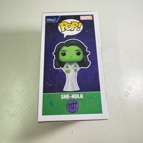 She-Hulk- Marvel Funko Pop 1127 Vinyl Figure (11.4 Cm L × 8.9 Cm W × 15.9 Cm H)