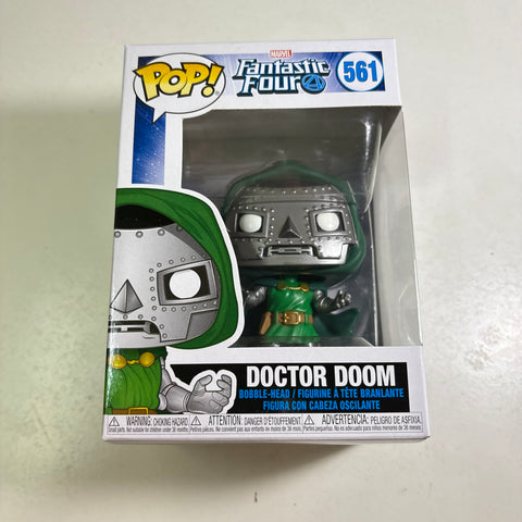 Doctor Doom - Fantastic Four Marvel Funko Pop 561 Vinyl Figure (11.4 Cm L × 8.9 Cm W × 15.9 Cm H)