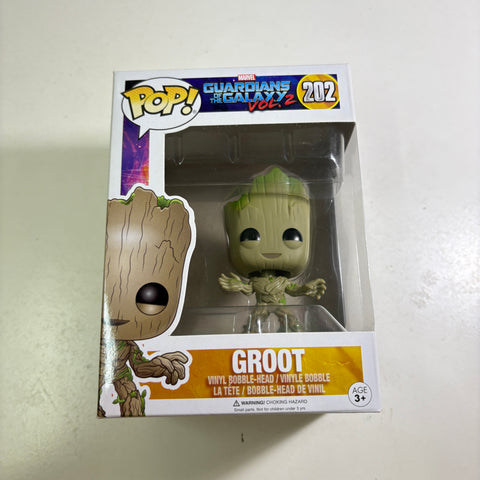 Groot - Guardians of the Galaxy Marvel Funko Pop 202 Vinyl Figure (11.4 Cm L × 8.9 Cm W × 15.9 Cm H)