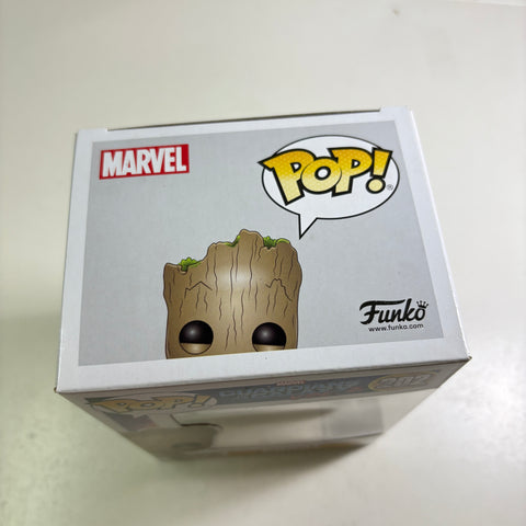 Groot - Guardians of the Galaxy Marvel Funko Pop 202 Vinyl Figure (11.4 Cm L × 8.9 Cm W × 15.9 Cm H)