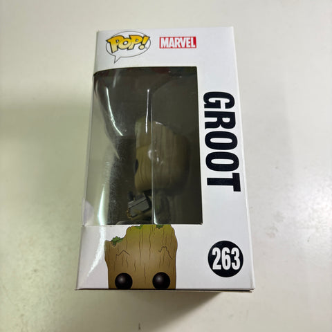 Groot - Guardians of the Galaxy Marvel Funko Pop 263 Vinyl Figure (11.4 Cm L × 8.9 Cm W × 15.9 Cm H)