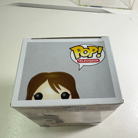 BOX FLAW VIEW PHOTOS The Walking Dead - Maggie Rhee  Funko Pop 98 Vinyl Figure  (11.4 Cm L × 8.9 Cm W × 15.9 Cm H)
