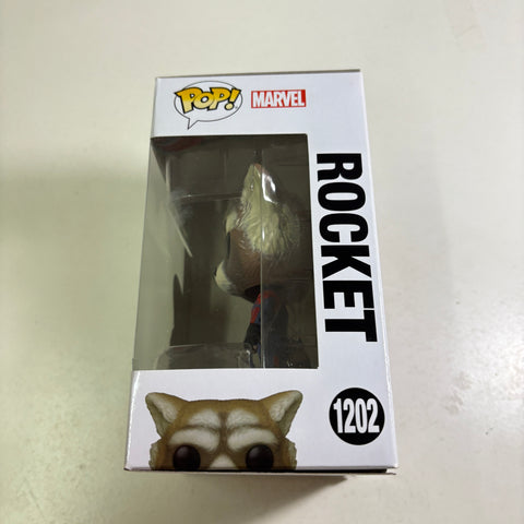 Rocket - Guardians of the Galaxy Marvel Funko Pop 1202 Vinyl Figure (11.4 Cm L × 8.9 Cm W × 15.9 Cm H)