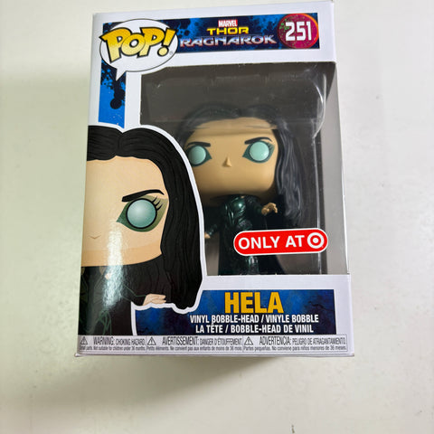 Hela - Marvel Funko Pop 251 Vinyl Figure (11.4 Cm L × 8.9 Cm W × 15.9 Cm H)