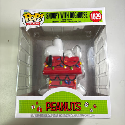 Peanuts - Snoopy with Doghouse Funko Pop 1629 Vinyl Figure Collectible
