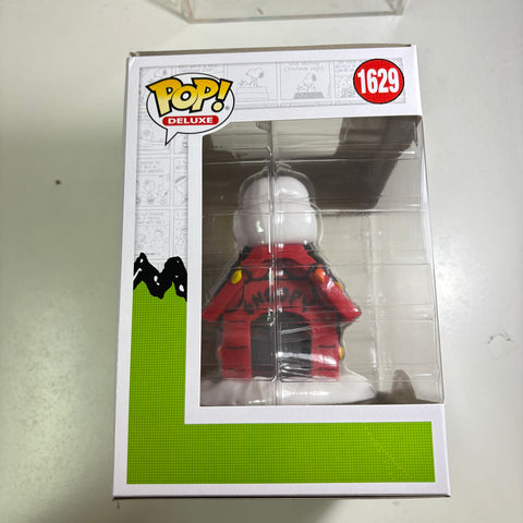 Peanuts - Snoopy with Doghouse Funko Pop 1629 Vinyl Figure Collectible