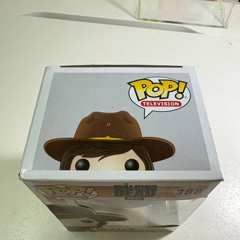 BOX FLAWS VIEW PHOTOS Carl Grimes - The Walking Dead Funko Pop 388 Vinyl Figure (11.4 Cm L × 8.9 Cm W × 15.9 Cm H)