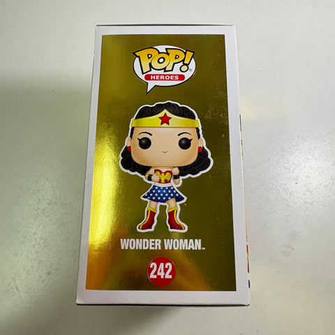 Wonder Woman - DC Funko Pop 242 Vinyl Figure (11.4 Cm L × 8.9 Cm W × 15.9 Cm H)