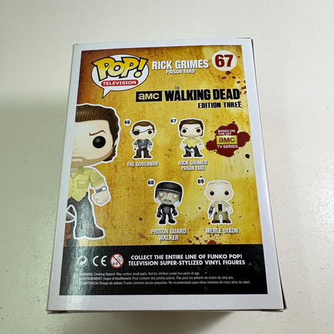 BOX FLAWS VIEW PHOTOS Rick Grimes Prison Yard - The Walking Dead Funko Pop 67 Vinyl Figure  (11.4 Cm L × 8.9 Cm W × 15.9 Cm H)