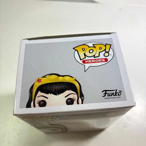 Wonder Woman (Bombshell) - DC Funko Pop 167 Vinyl Figure (11.4 Cm L × 8.9 Cm W × 15.9 Cm H)