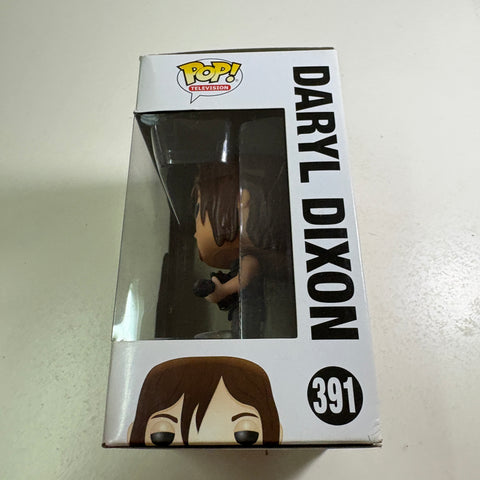 BOX FLAWS VIEW PHOTOS Daryl Dixon - The Walking Dead Funko Pop 391 Vinyl Figure  (11.4 Cm L × 8.9 Cm W × 15.9 Cm H)