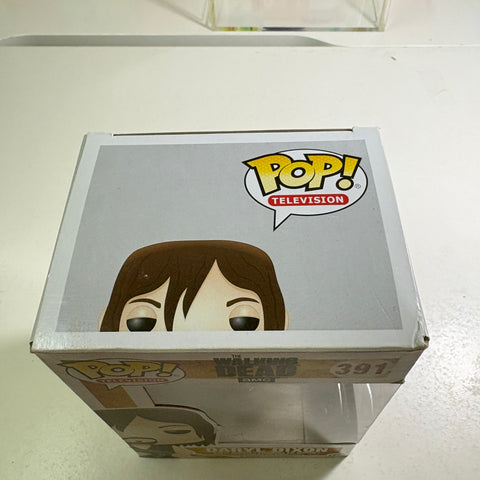 BOX FLAWS VIEW PHOTOS Daryl Dixon - The Walking Dead Funko Pop 391 Vinyl Figure  (11.4 Cm L × 8.9 Cm W × 15.9 Cm H)