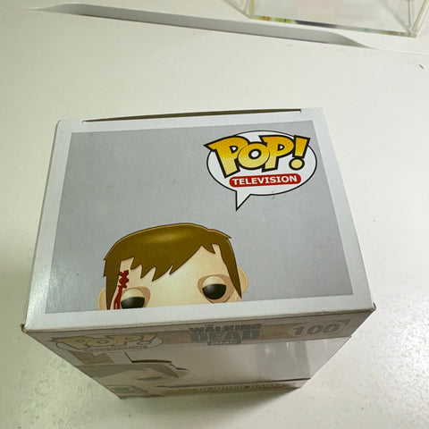 Daryl Dixon Injured - The Walking Dead Funko Pop 100 Vinyl Figure (11.4 Cm L × 8.9 Cm W × 15.9 Cm H)