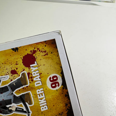 BOX FLAWS VIEW PHOTOS Daryl Dixon BLOODY - The Walking Dead Funko Pop Vinyl Figure Exclusive  (11.4 Cm L × 8.9 Cm W × 15.9 Cm H)
