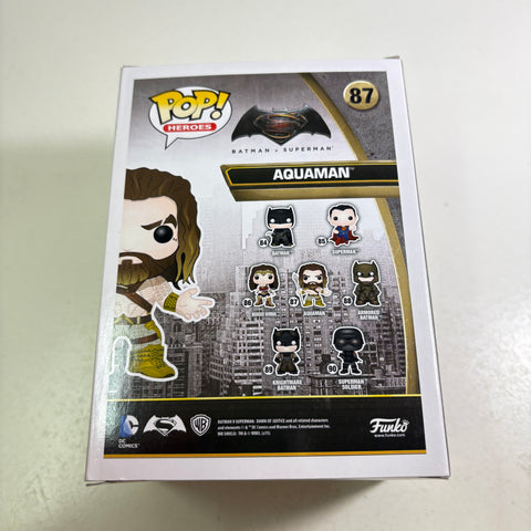 Aquaman Batman V Superman - DC Funko Pop 87 Vinyl Figure (11.4 Cm L × 8.9 Cm W × 15.9 Cm H)