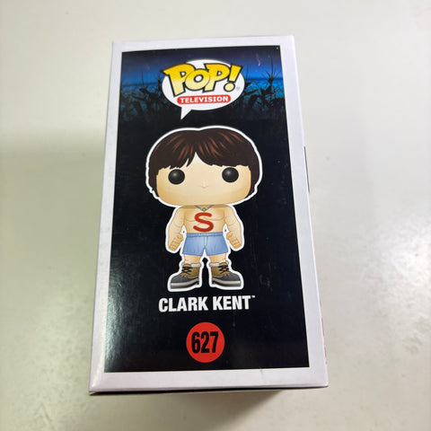 Clark Kent - Smallville DC Funko Pop 627 Vinyl Figure (11.4 Cm L × 8.9 Cm W × 15.9 Cm H)