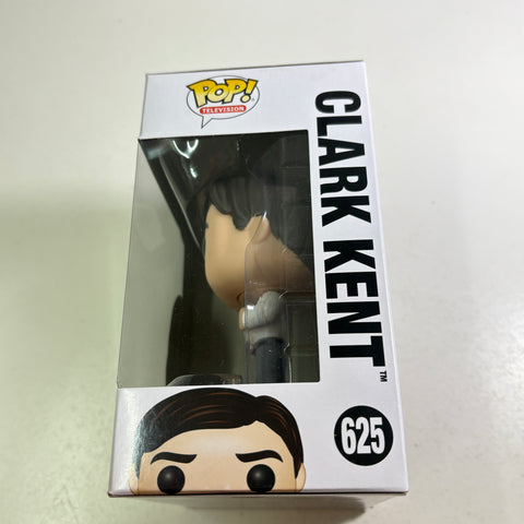 Clark Kent - Smallville DC Funko Pop 625 Vinyl Figure (11.4 Cm L × 8.9 Cm W × 15.9 Cm H)