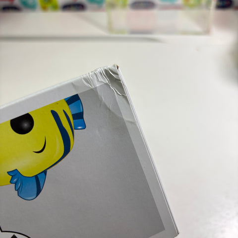 BOX DAMAGE VIEW PHOTOS Flounder - Little Mermaid Disney Funko Pop (11.4 Cm L × 8.9 Cm W × 15.9 Cm H)