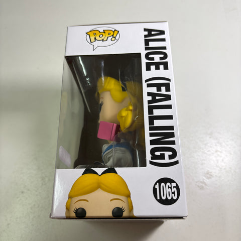Alice in Wonderland - Alice Falling Disney Funko Pop 1065 Exclusive (11.4 Cm L × 8.9 Cm W × 15.9 Cm H)