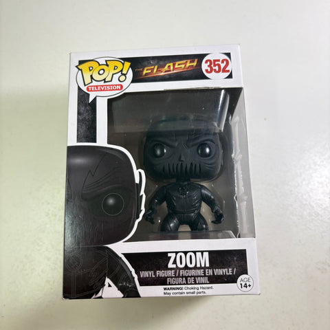 BOX FLAWS VIEW PHOTOS Zoom - Flash DC Funko Pop 352 Vinyl Figure (11.4 Cm L × 8.9 Cm W × 15.9 Cm H)