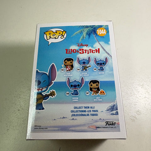 Stitch with Ukelele DIAMOND - Lilo & Stitch Disney Funko Pop 1044 Vinyl Figure (11.4 Cm L × 8.9 Cm W × 15.9 Cm H)