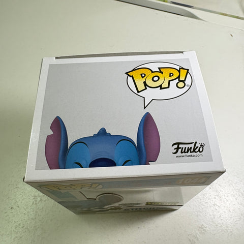 Stitch with Ukelele DIAMOND - Lilo & Stitch Disney Funko Pop 1044 Vinyl Figure (11.4 Cm L × 8.9 Cm W × 15.9 Cm H)