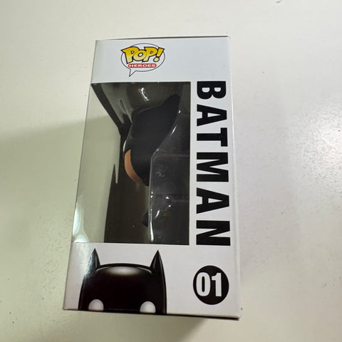 Batman - DC Funko Pop 01 Vinyl Figure (11.4 Cm L × 8.9 Cm W × 15.9 Cm H)