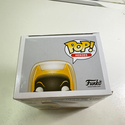 Interplanetary Batman - DC Funko Pop 196 Vinyl Figure (11.4 Cm L × 8.9 Cm W × 15.9 Cm H)
