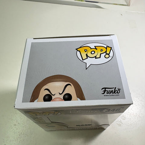 Grumpy BAM EXCLUSIVE - Snow White and the Seven Dwarves Disney Funko Pop 348 Vinyl Figure (11.4 Cm L × 8.9 Cm W × 15.9 Cm H)