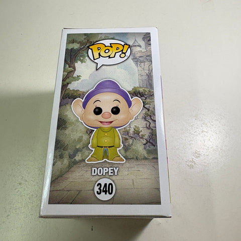 Dopey - Snow White and the Seven Dwarves Disney Funko Pop Vinyl Figure (11.4 Cm L × 8.9 Cm W × 15.9 Cm H)