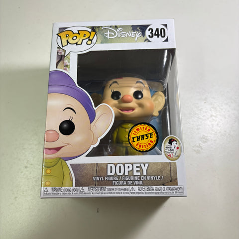 Dopey CHASE - Snow White and the Seven Dwarves Disney Funko Pop Vinyl Figure (11.4 Cm L × 8.9 Cm W × 15.9 Cm H)