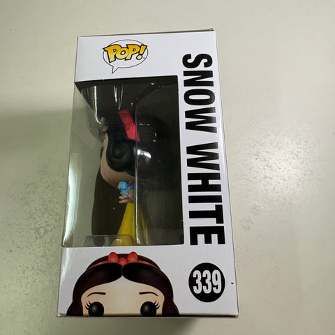 Snow White - Snow White and the Seven Dwarves Disney Funko Pop Vinyl Figure (11.4 Cm L × 8.9 Cm W × 15.9 Cm H)