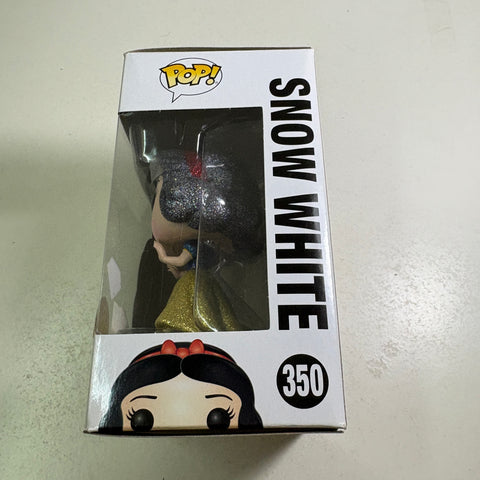 Snow White DIAMOND EXCLUSIVE - Snow White and the Seven Dwarves Disney Funko Pop Vinyl Figure (11.4 Cm L × 8.9 Cm W × 15.9 Cm H)