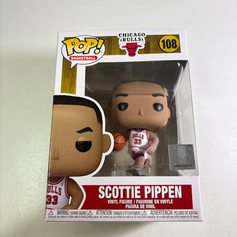 Scottie Pippen - NBA Basketball Funko Pop 108 Vinyl Figure (11.4 Cm L × 8.9 Cm W × 15.9 Cm H)