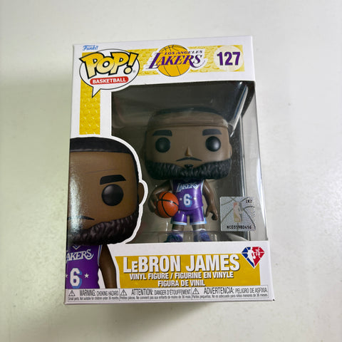 Lebron James - Funko Pop 127 Vinyl Figure (11.4 Cm L × 8.9 Cm W × 15.9 Cm H)