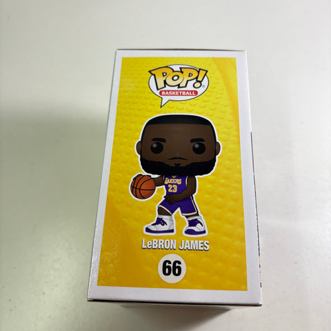 Lebron James - Funko Pop 66 Vinyl Figure (11.4 Cm L × 8.9 Cm W × 15.9 Cm H)