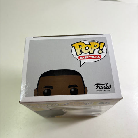 Lebron James - Funko Pop 66 Vinyl Figure (11.4 Cm L × 8.9 Cm W × 15.9 Cm H)