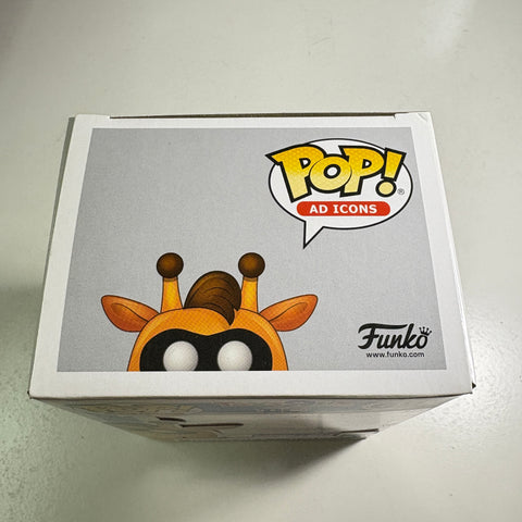 BOX FLAWS VIEW PHOTOS Geoffrey as Batman Funko Pop 69 Vinyl Figure