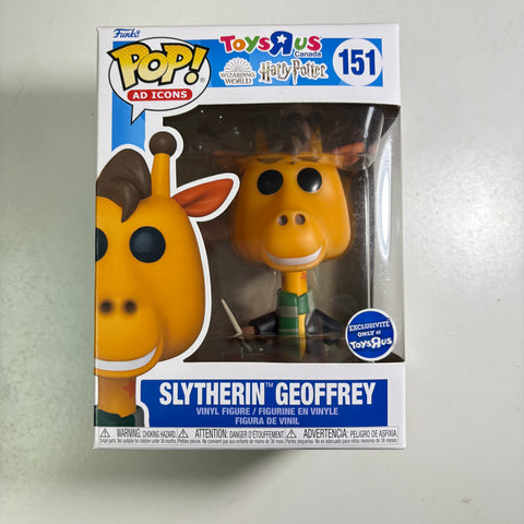 BOX FLAWS VIEW PHOTOS Geoffrey as Slytherin Funko Pop 151 Vinyl Figure Exclusive