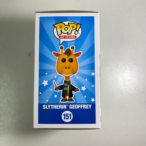 BOX FLAWS VIEW PHOTOS Geoffrey as Slytherin Funko Pop 151 Vinyl Figure Exclusive